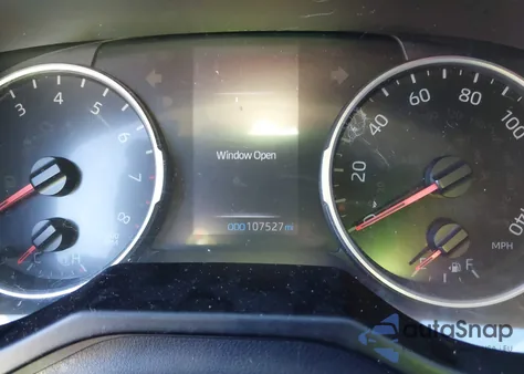 2019 Toyota Rav4 Xle z USA, uszkodzony, nr VIN 2T3W1RFV0KW027289